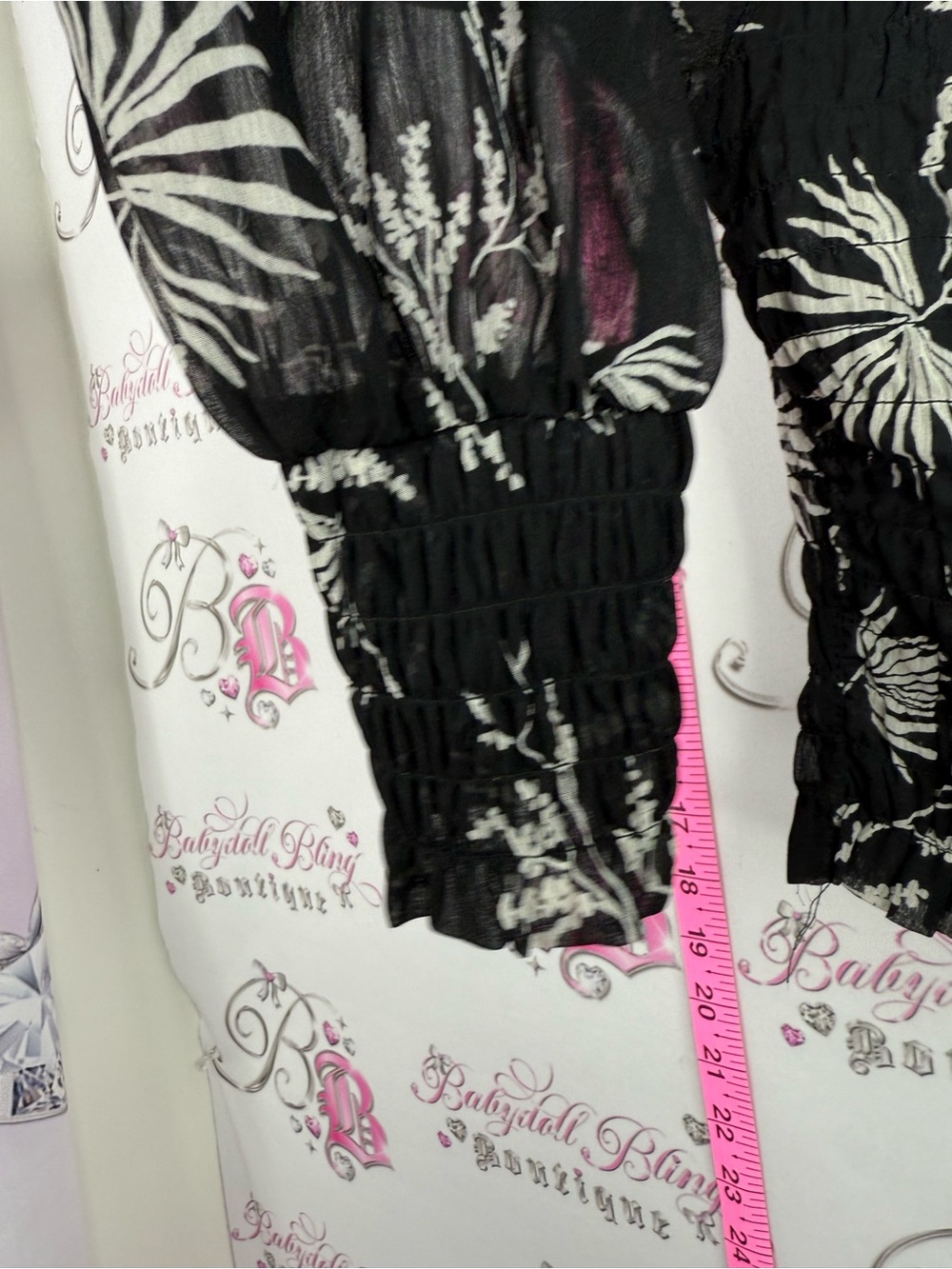 Dynamite blouse shirt smocked Black Floral Smocked Long-Sleeve Blouse - Picture 5 of 10